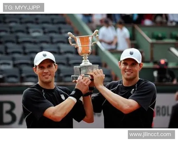 上海网球队荣登网球配合排行榜第九名展现强劲实力与团队默契