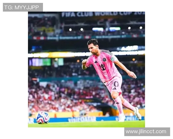 各大足球明星精彩表演汇聚一堂展现足球魅力与激情瞬间